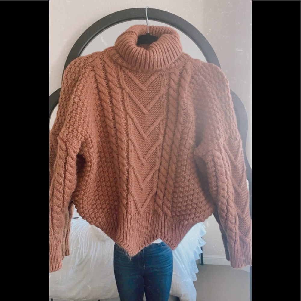 🆕 burnt orange thick crop sweater